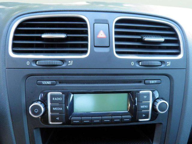 VOLKSWAGEN Golf VOLKSWAGEN GOLF 1.6 TDI 5P COMFORTLINE