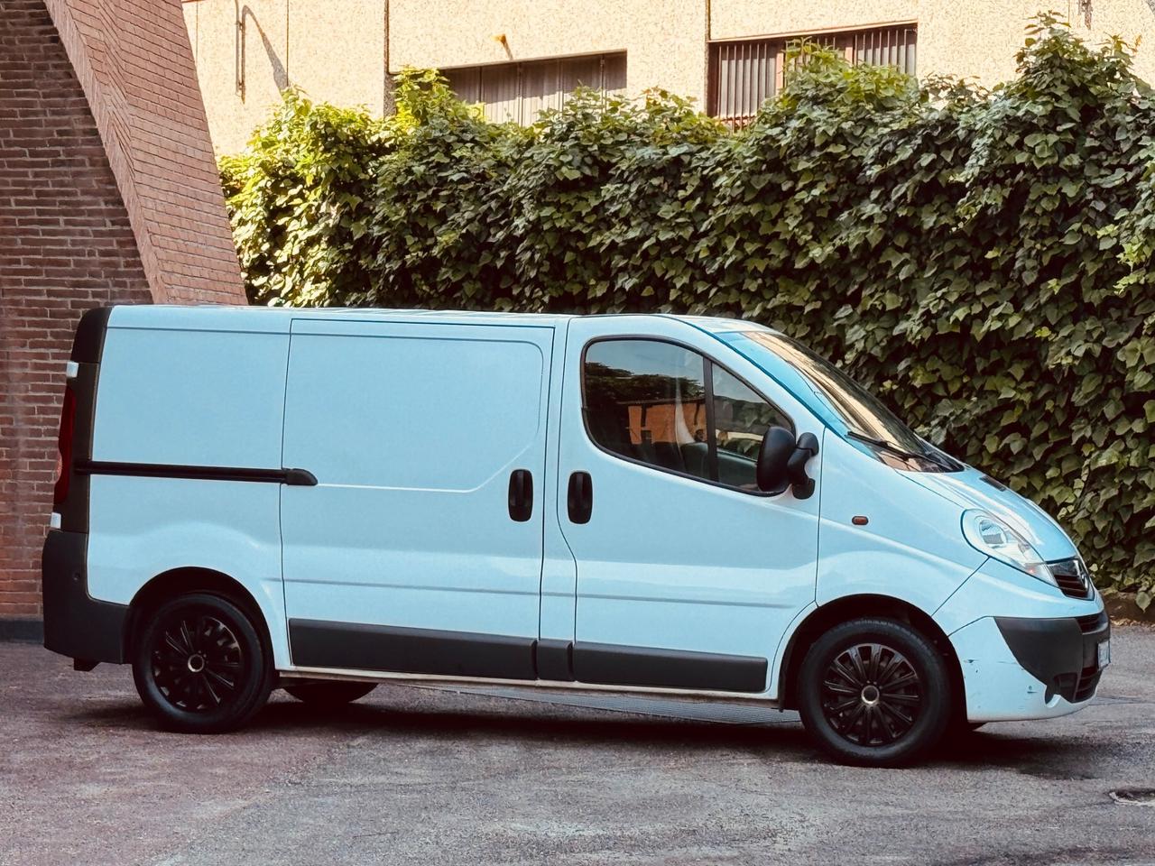 Opel Vivaro 29 2.0 CDTI 120CV PL-TN Furgone Easytronic