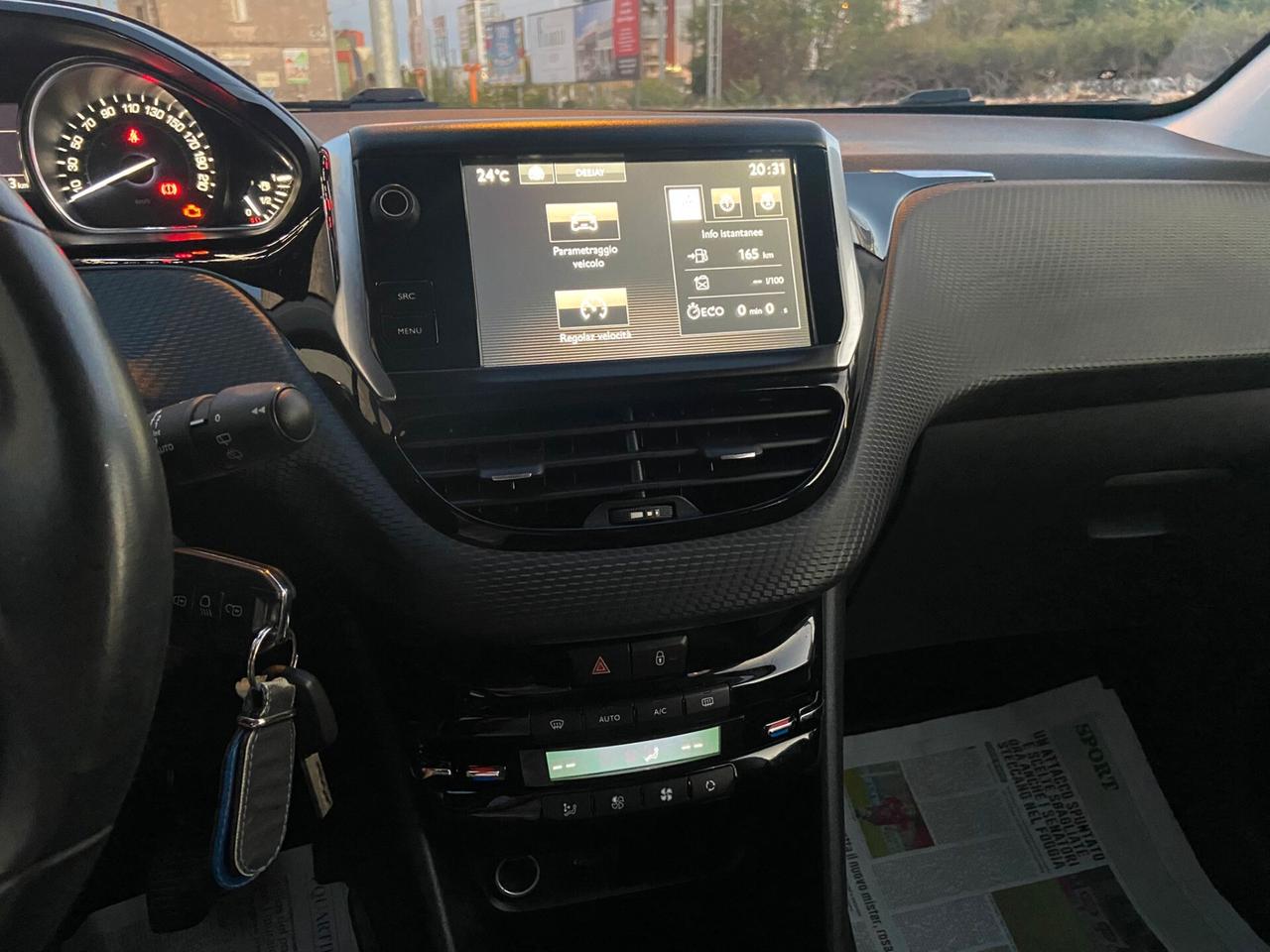 Peugeot 2008 1.6 e-HDi 115 CV Stop&Start Allure