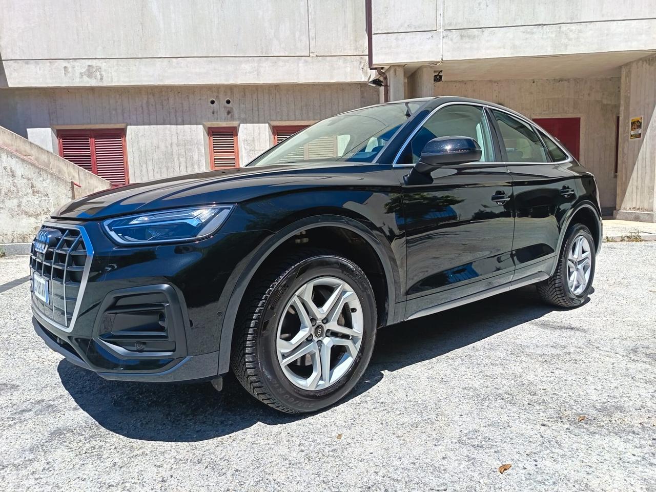 Audi Q5 40 TDI 204 CV quattro S tronic Identity Black