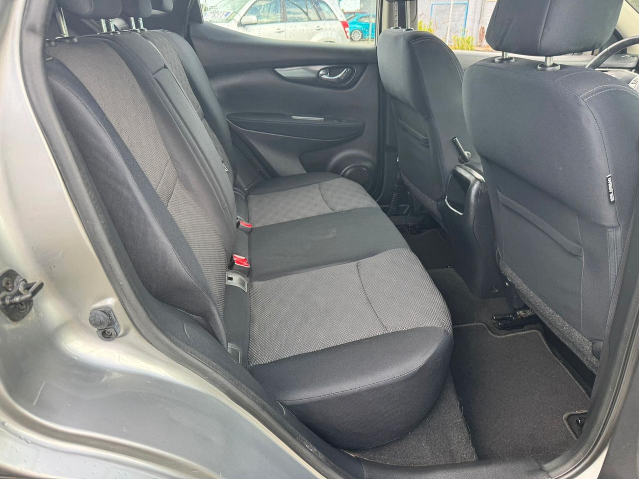 Nissan Qashqai 1.5 dCi SOLAMENTE 89.000 KM