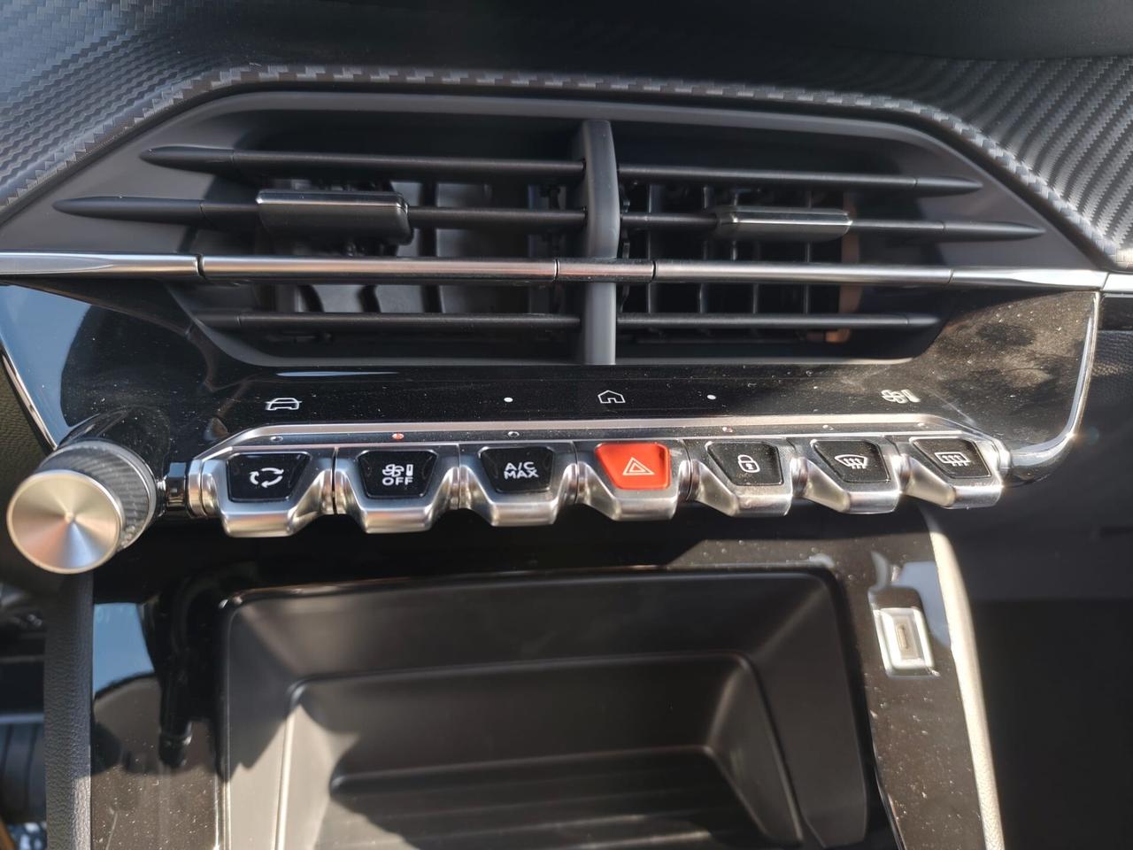 Peugeot 208 Hybrid 110 e-DCS6 Style