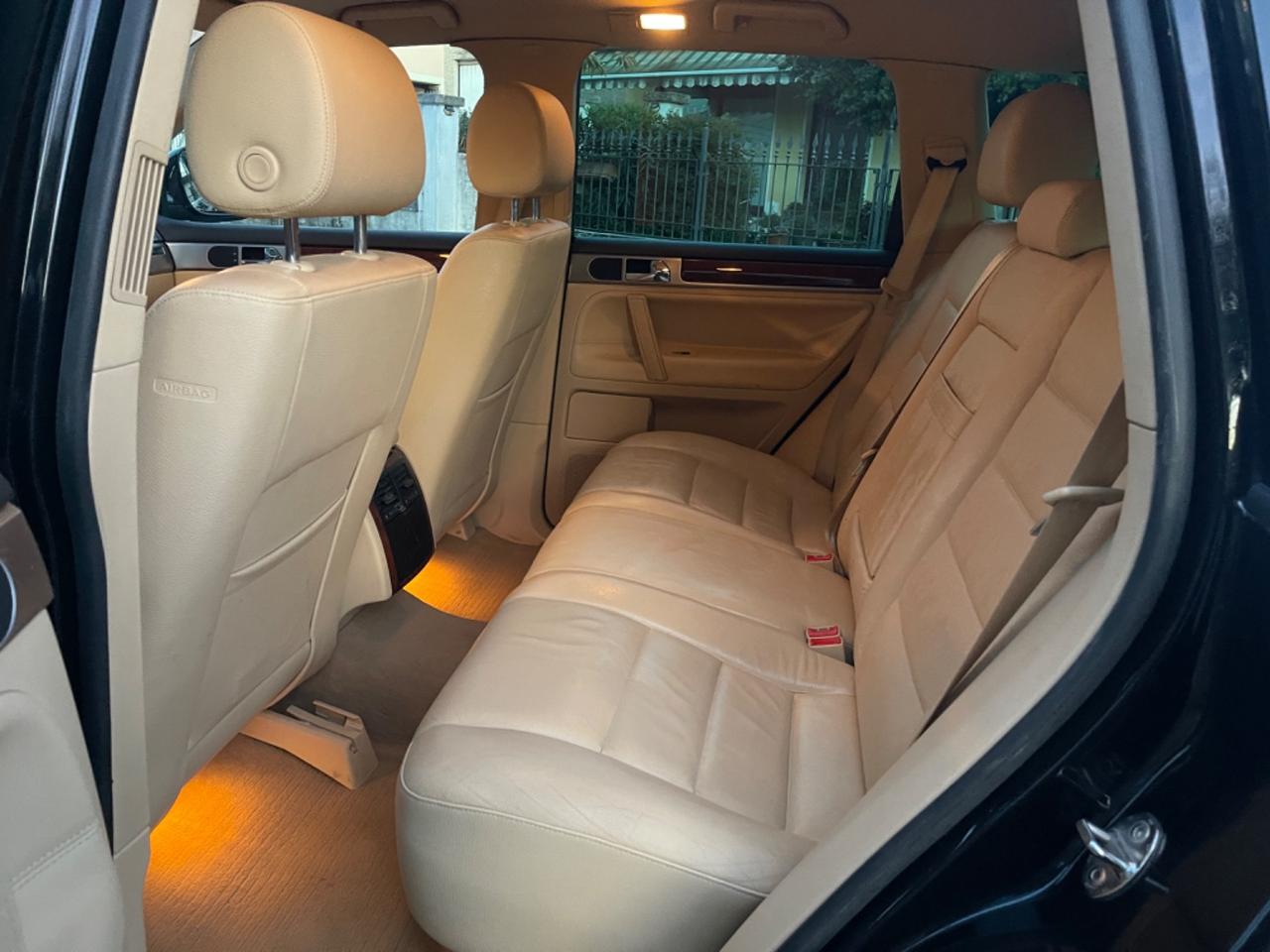 Volkswagen Touareg 3.0/224CV V6 TDI DPF Exclusive