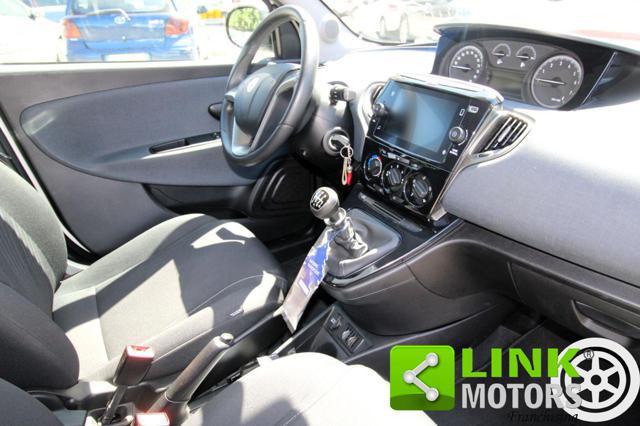 LANCIA Ypsilon 1.0 FireFly 5 porte S&S Hybrid Alberta Ferretti