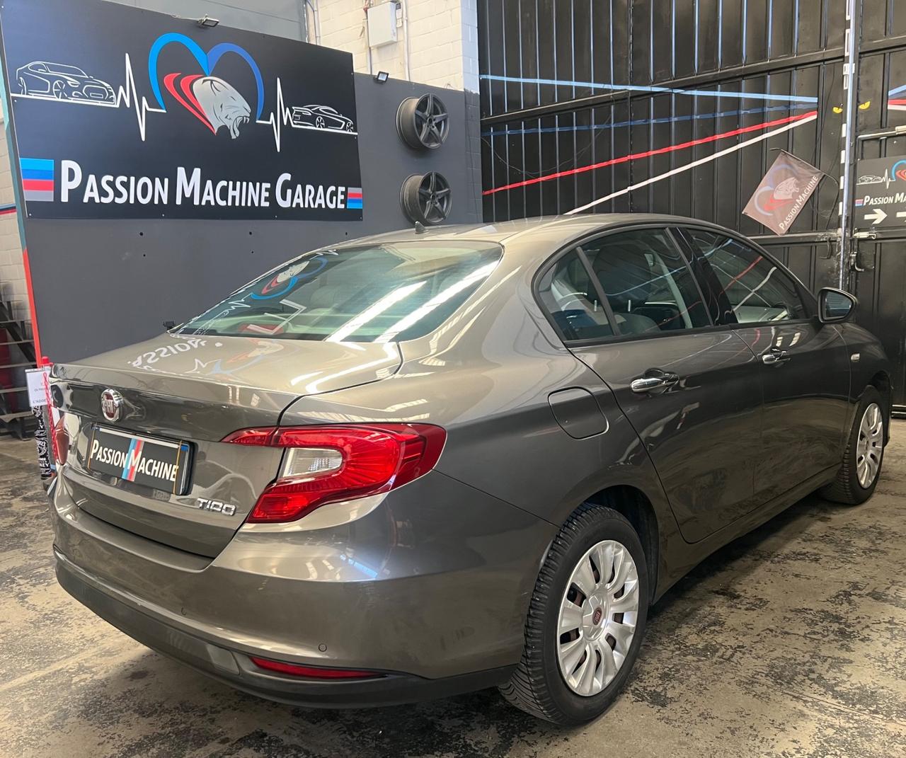 Fiat Tipo 1.3 Mjt S&S 5 porte Easy