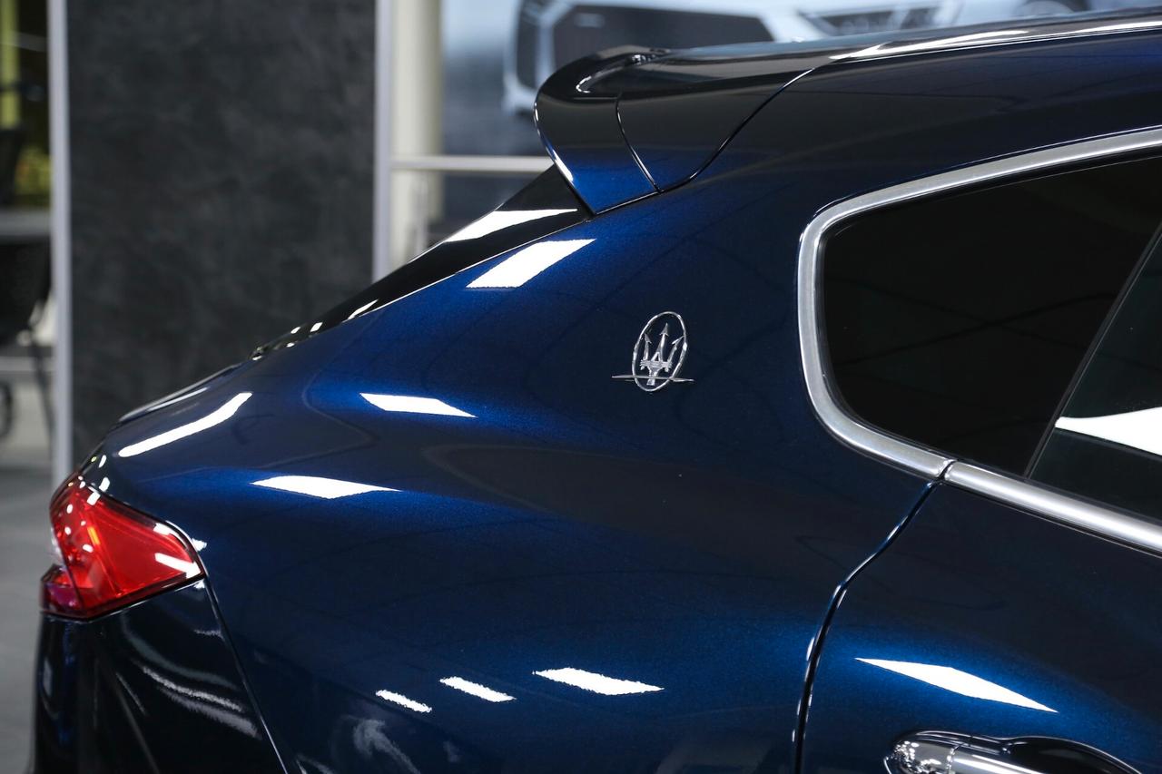 Maserati Levante V6 Diesel 275 cv AWD Gransport auto