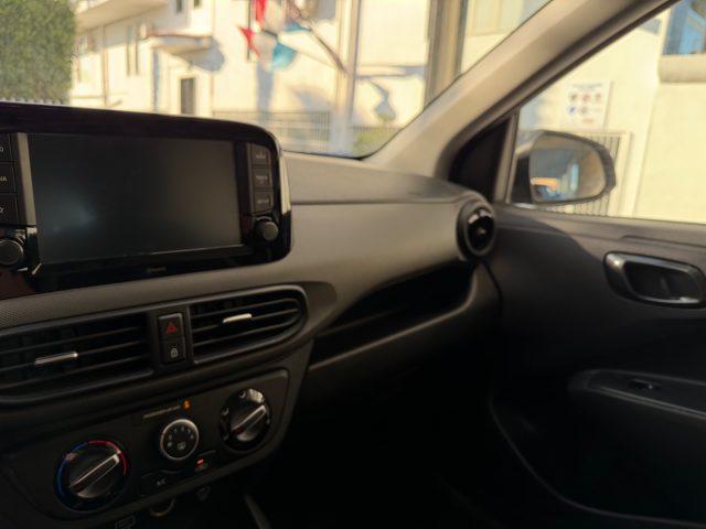 HYUNDAI i10 1.0 MPI AT Connectline da ?129,00 mensili
