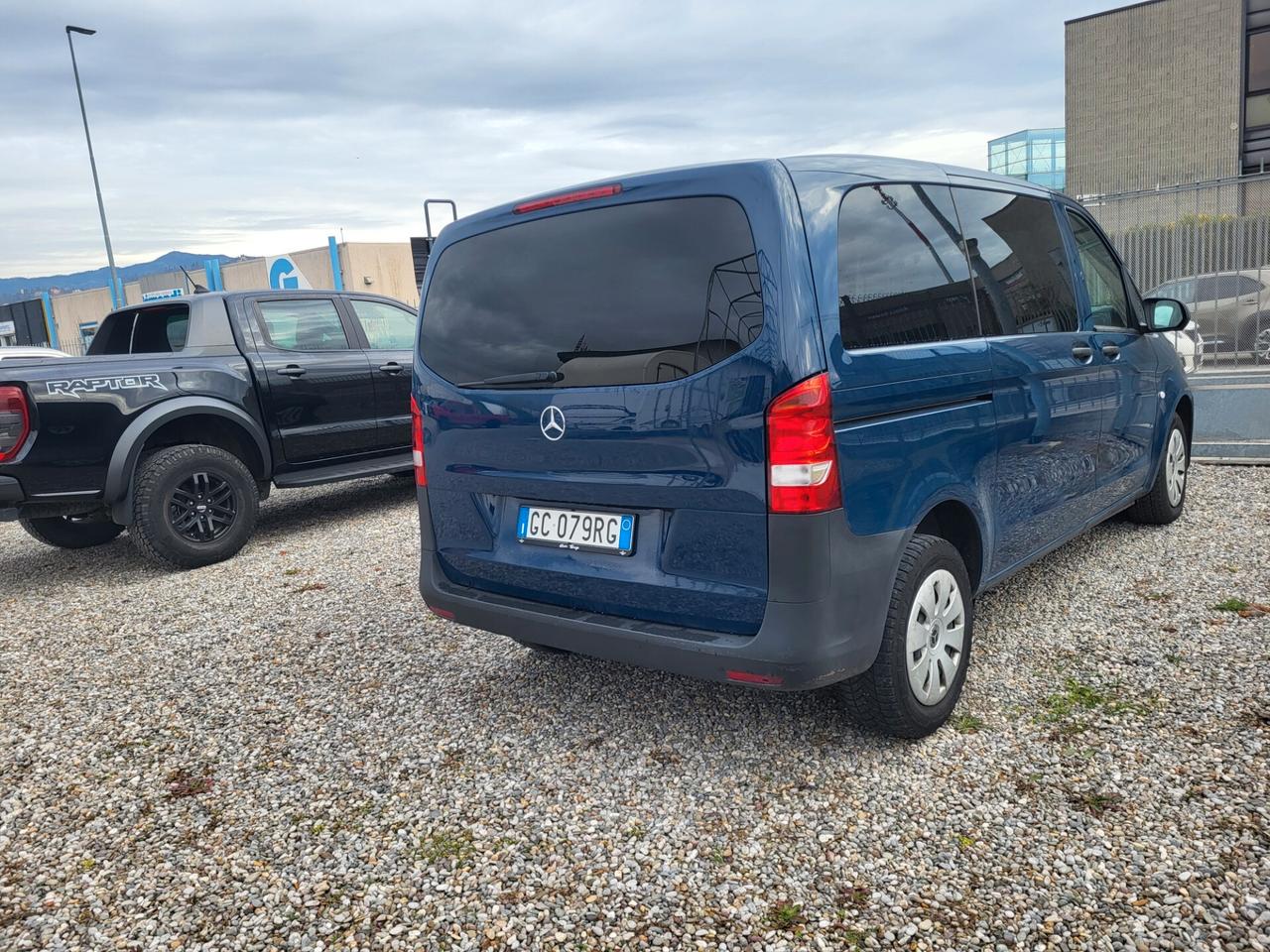 Mercedes Benz vito compact manuale