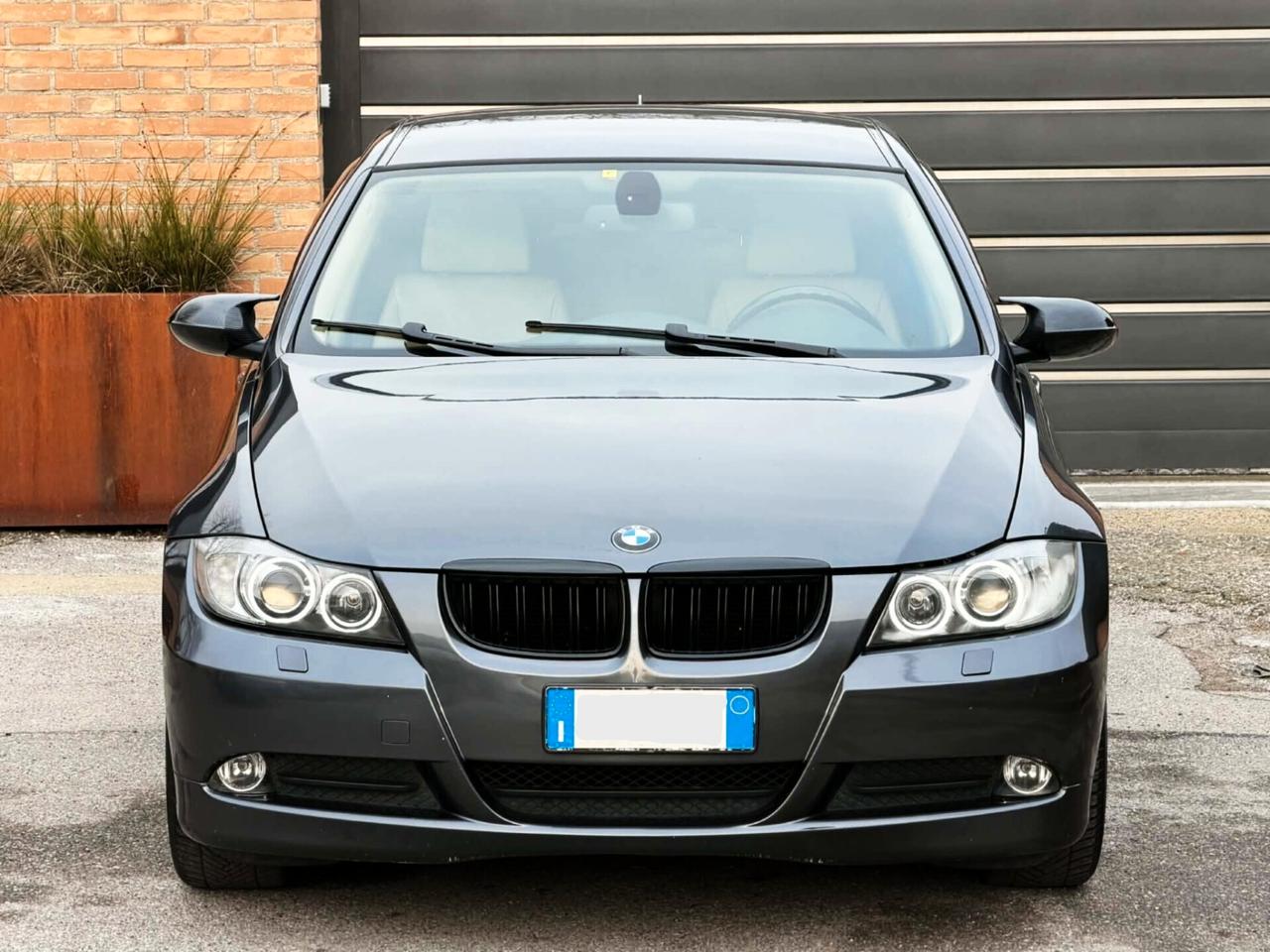 BMW 318i GPL-Berlina-189.000KM-Navi,Xeno,Pelle-FULL