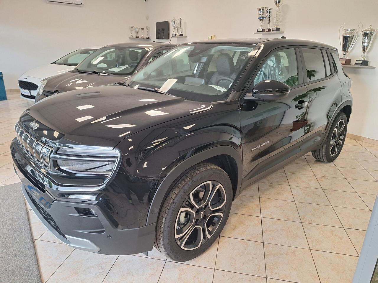 Jeep Avenger 1.2 Turbo 100 CV MHEV Summit
