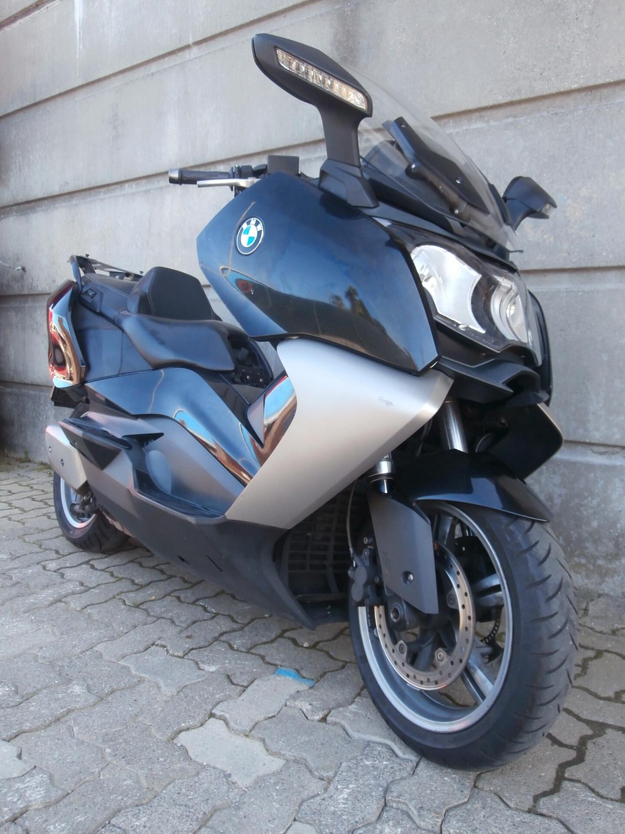 Bmw C 650 GT (2011 - 15) del 2012 passaggio incluso.