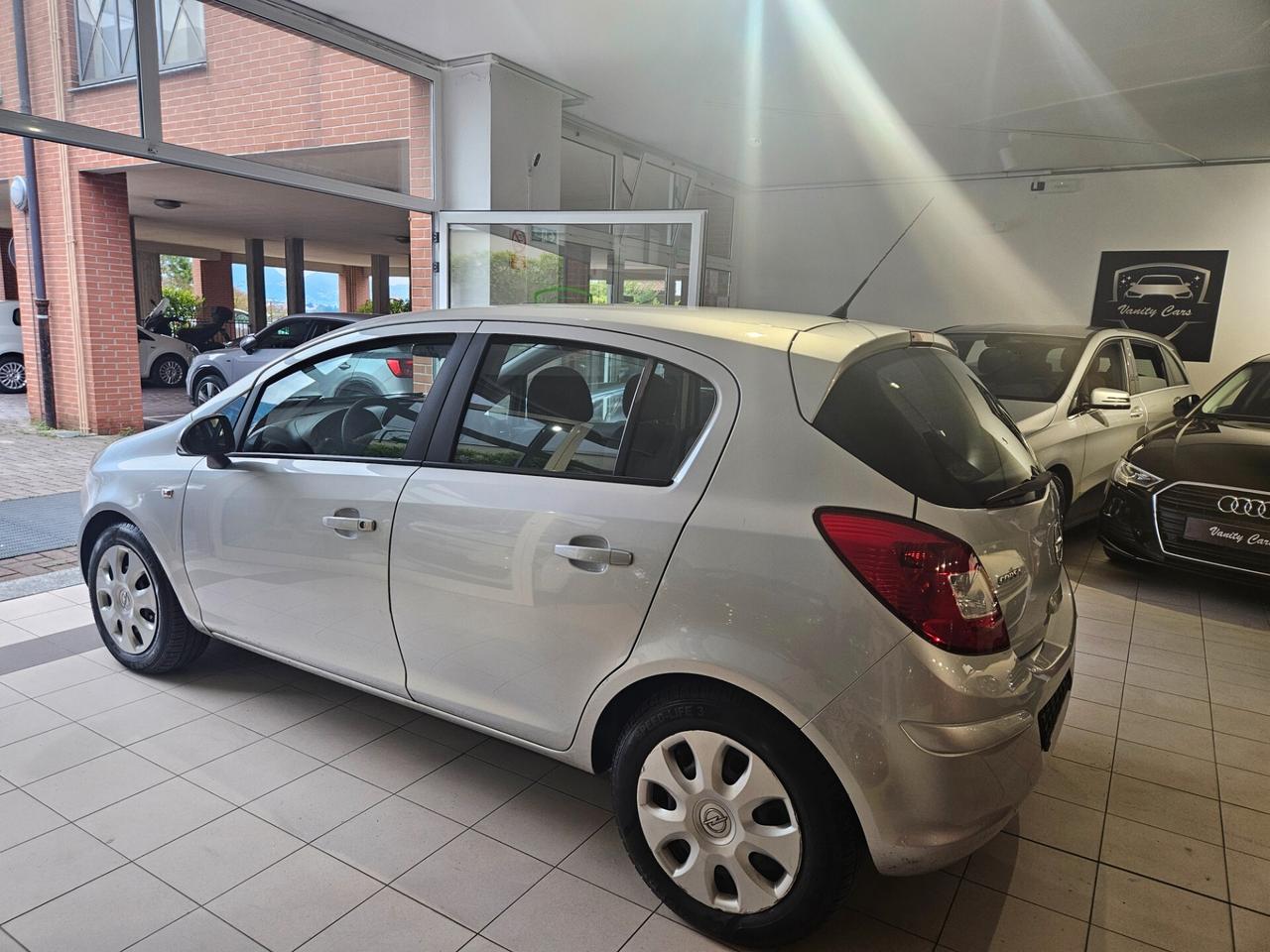 Opel Corsa 1.2 5 porte Elective