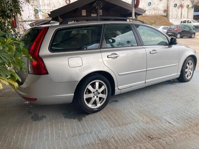 Volvo V50 D2 POLAR