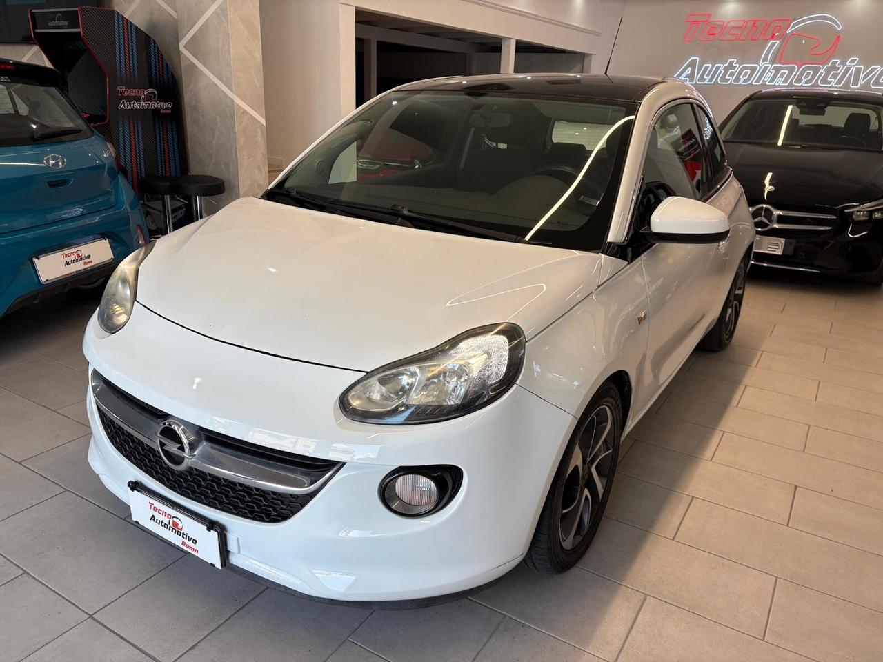 Opel Adam 1.2 70 CV Glam