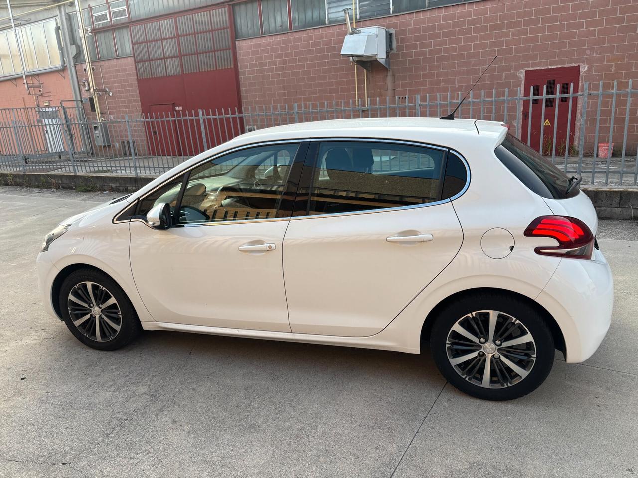 Peugeot 208 PureTech 68 5 porte Active