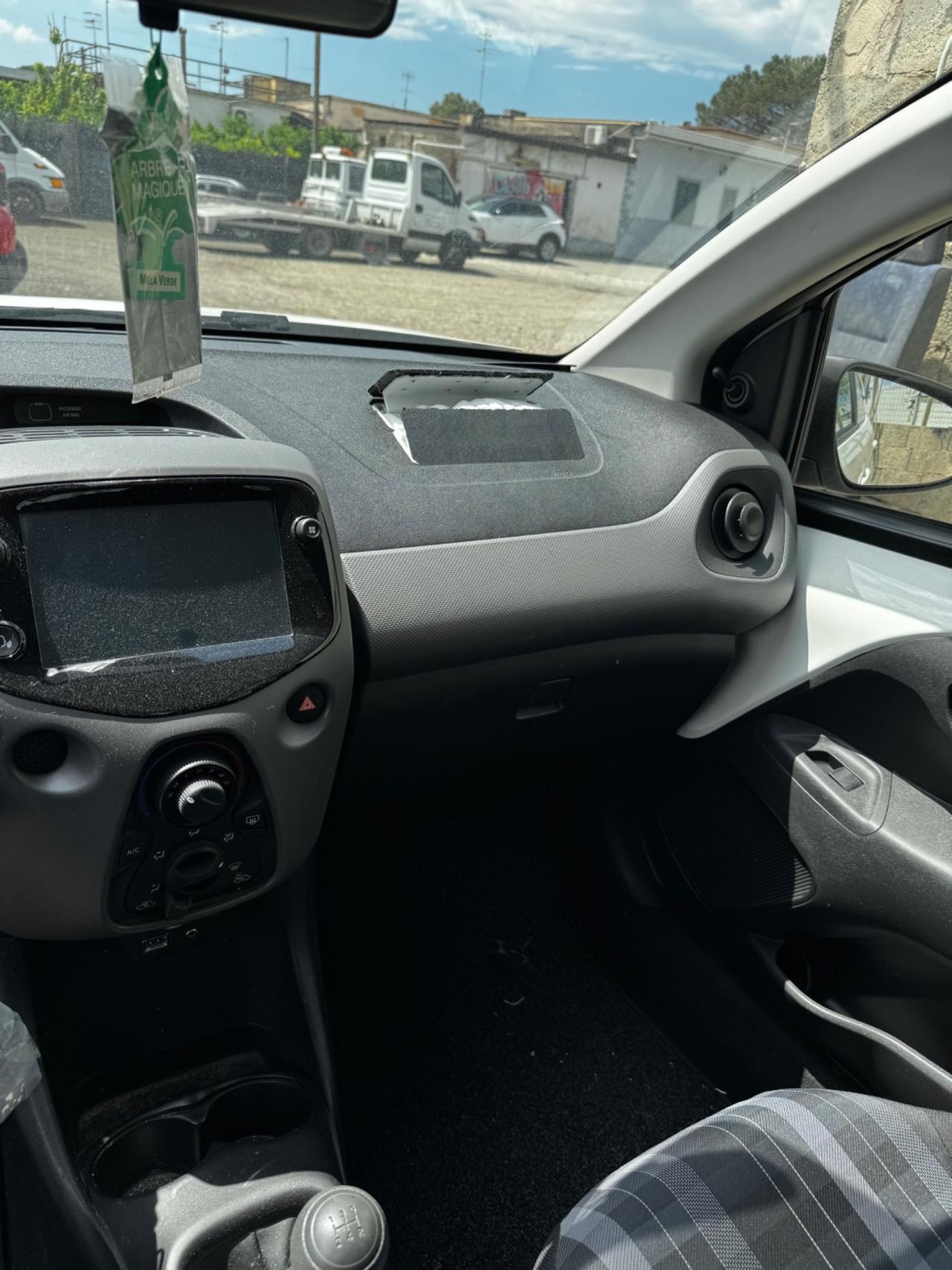 Peugeot 108 VTi 72 5 porte Style TOP!
