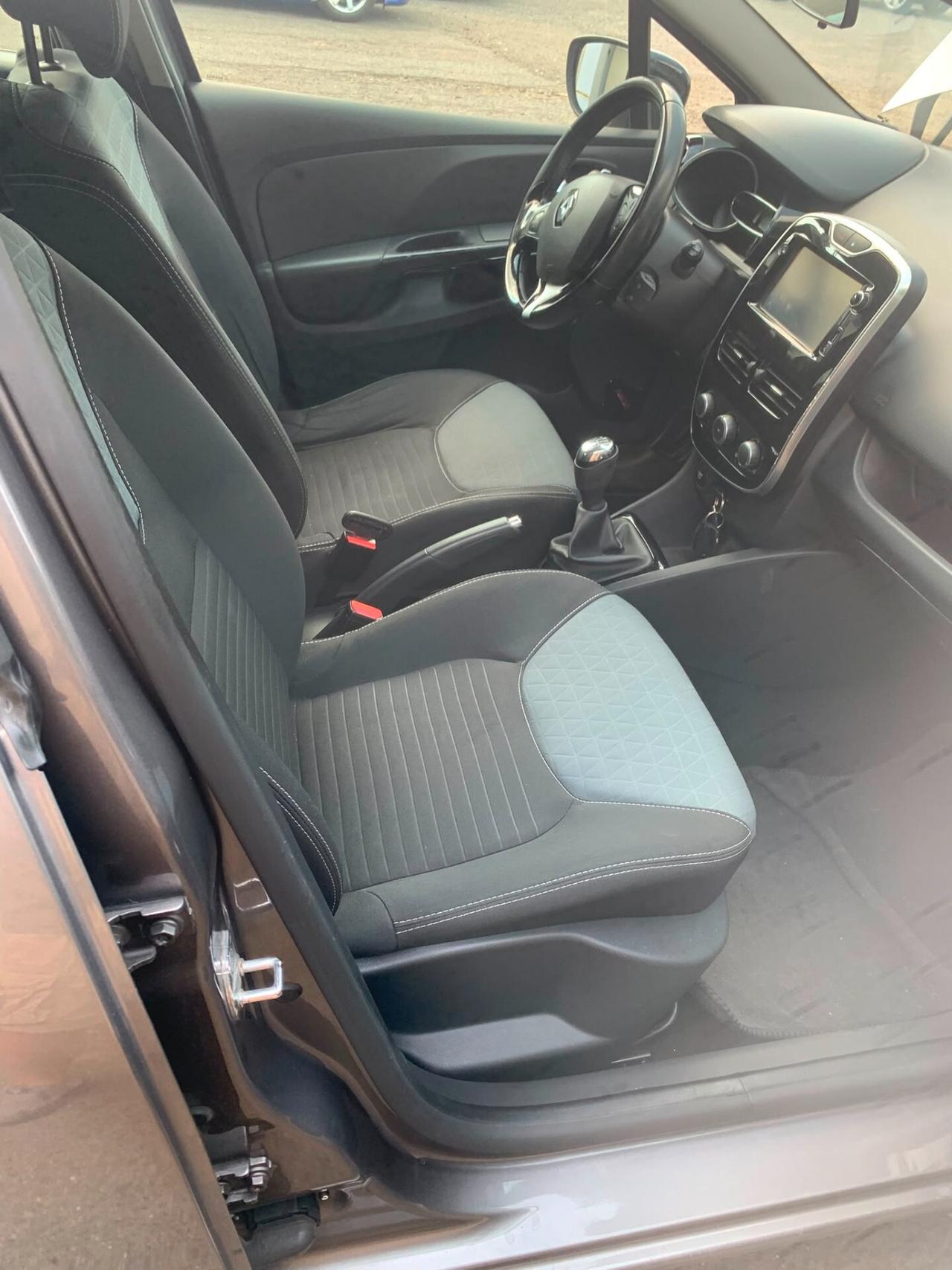 Renault Clio dCi 8V 90CV EDC Start&Stop 5 porte Energy Intens