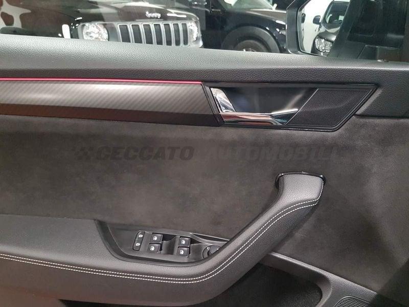 Skoda Superb Superb Wagon 2.0 tdi evo Sportline 200cv dsg