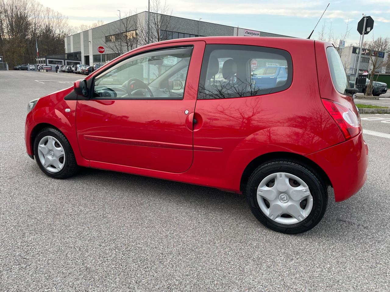 Renault Twingo 1.2 16V Live* Neo patentati *