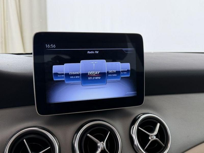 Mercedes-Benz GLA GLA 200 d Sport auto