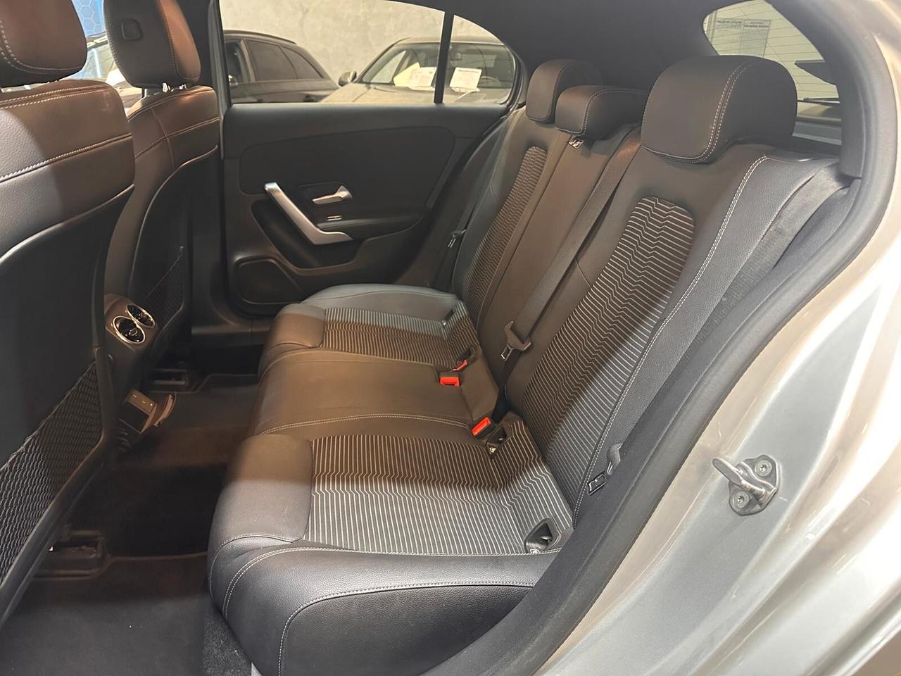 Mercedes-Benz A 200 W177 163cv Sport * 53.000 KM *