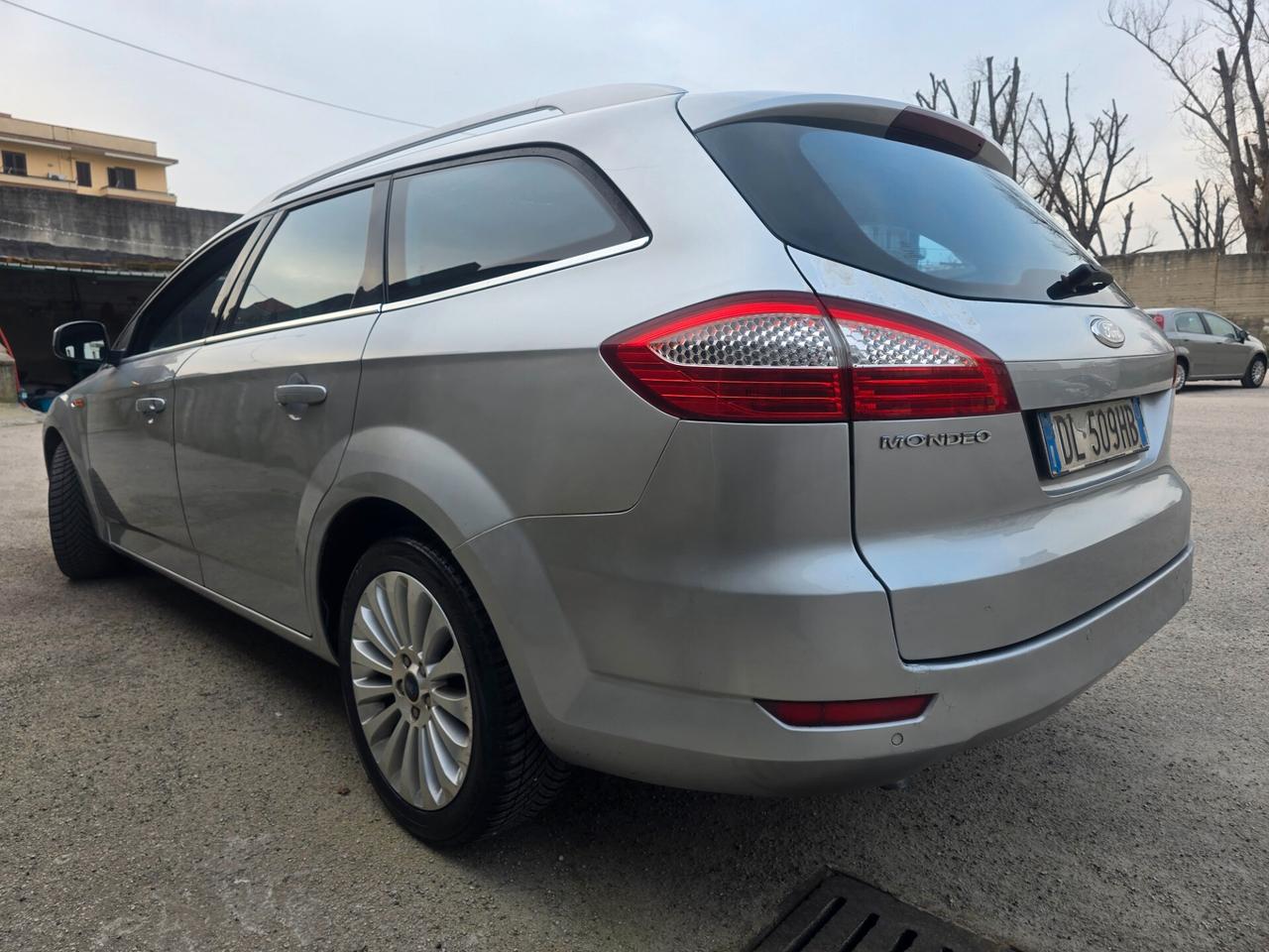 Ford mondeo 2.0tdci 140cv full opt restyling 2007