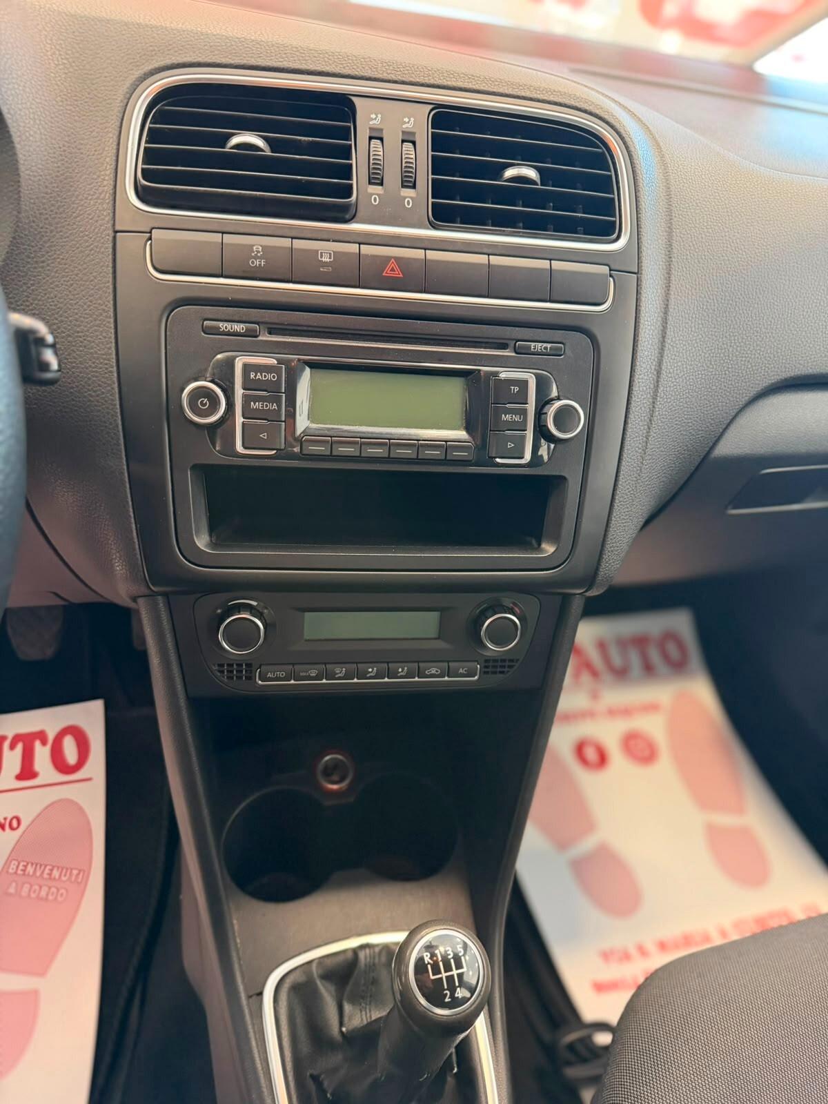Volkswagen Polo 1.6Tdi 75cv 2011
