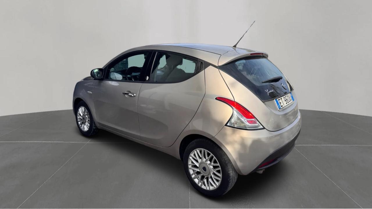 Lancia Ypsilon 1.2 69 CV 5 porte GPL Ecochic Gold