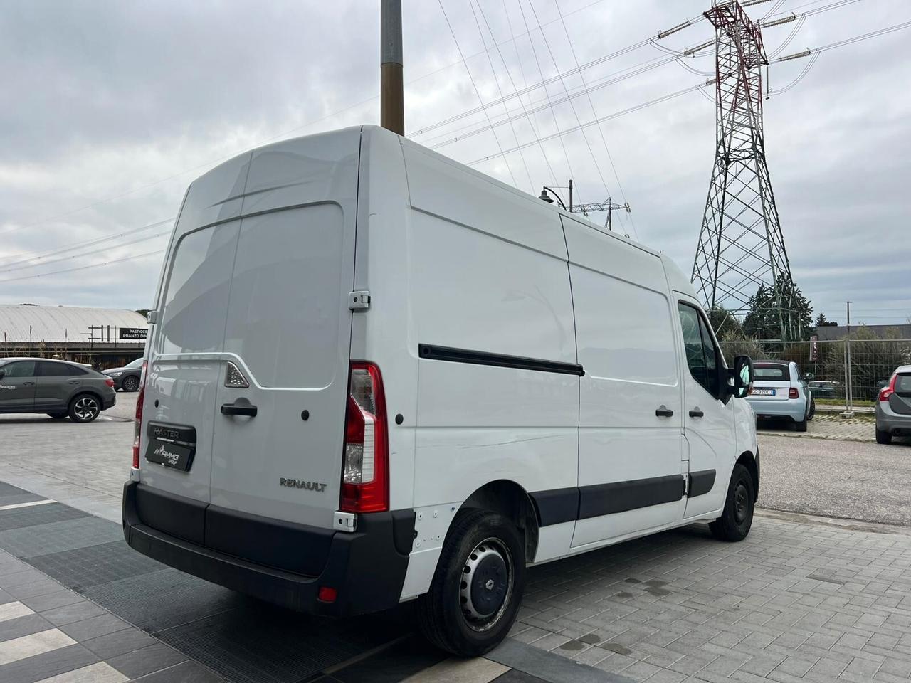 Renault Master T35 2.3 ENERGY DCI 150CV L2H2 (001)