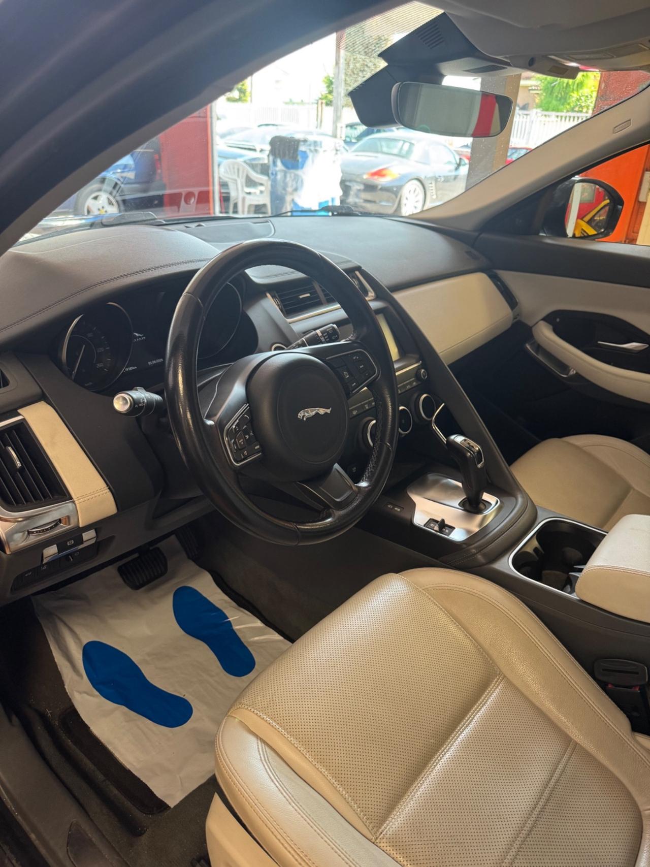 Jaguar E-Pace 2.0D 150 CV PERMUTE