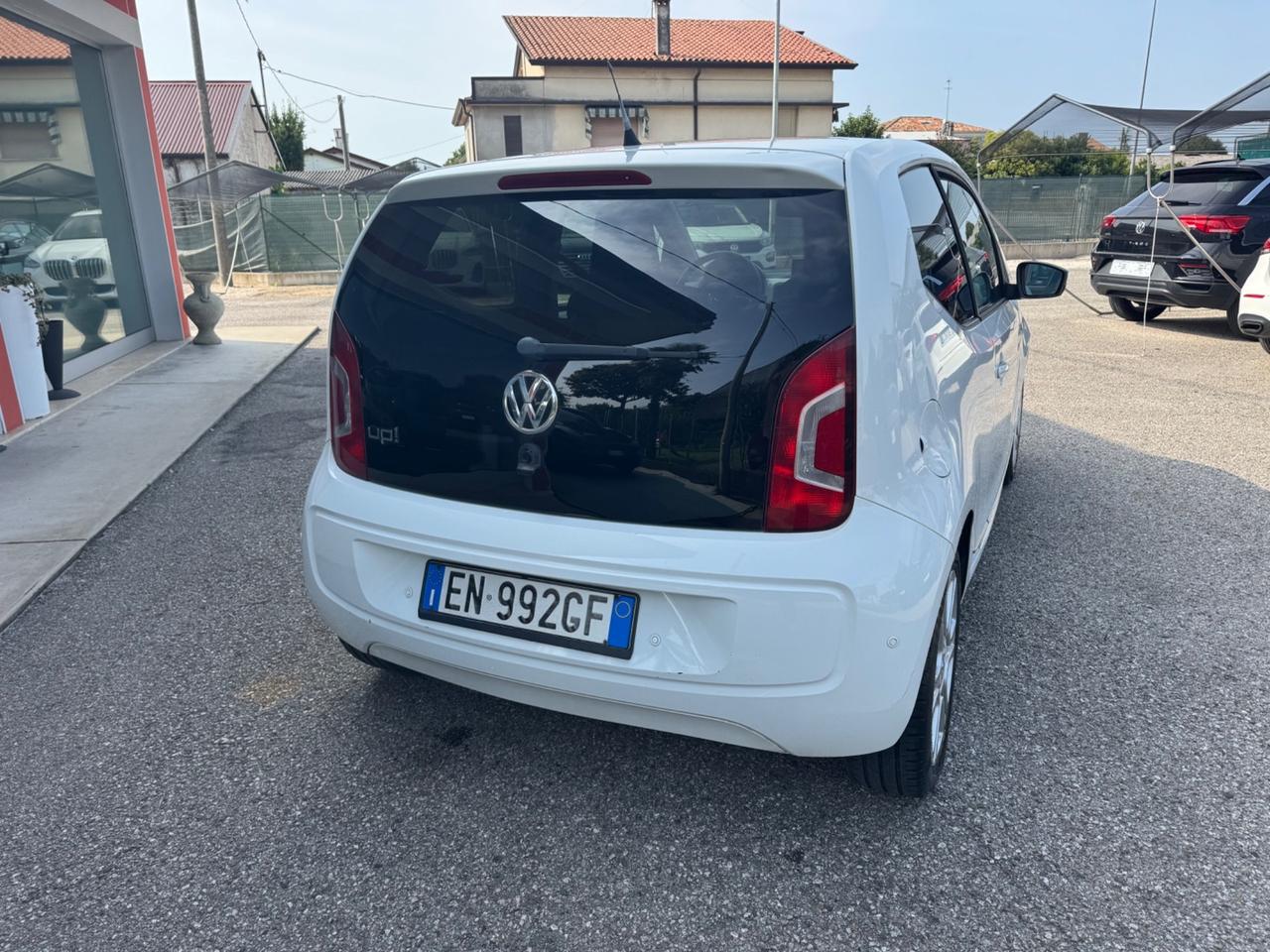 Volkswagen up! 1.0 75 CV 3p. high