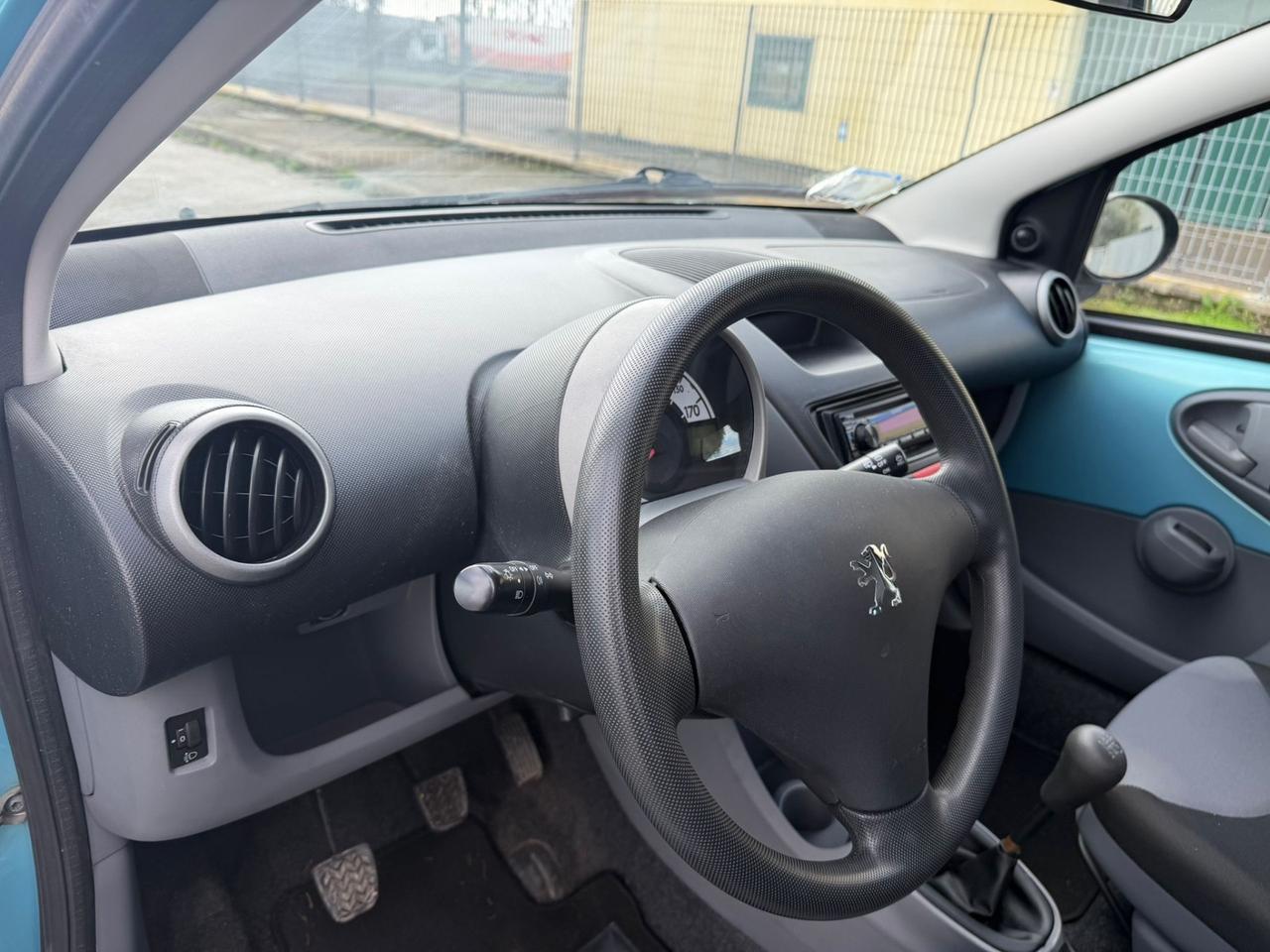 Peugeot 107 1.0 68CV 5p. Km 17.000