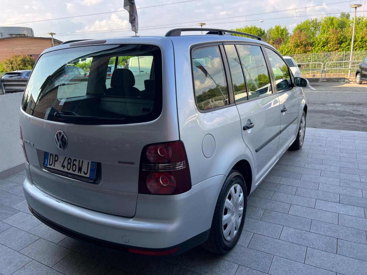 Volkswagen Touran 2.0 Conceptline Ecofuel