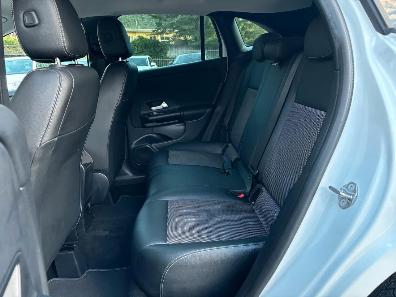 Mercedes-benz GLA 180 GLA 180 d Automatic Sport
