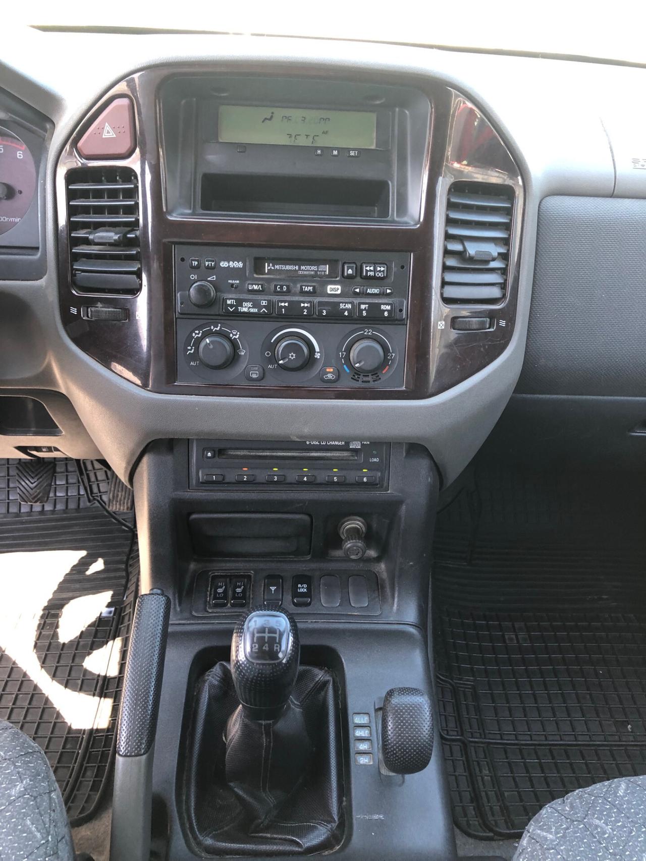 Mitsubishi Pajero 3.2 16V DI-D 3p. GLX
