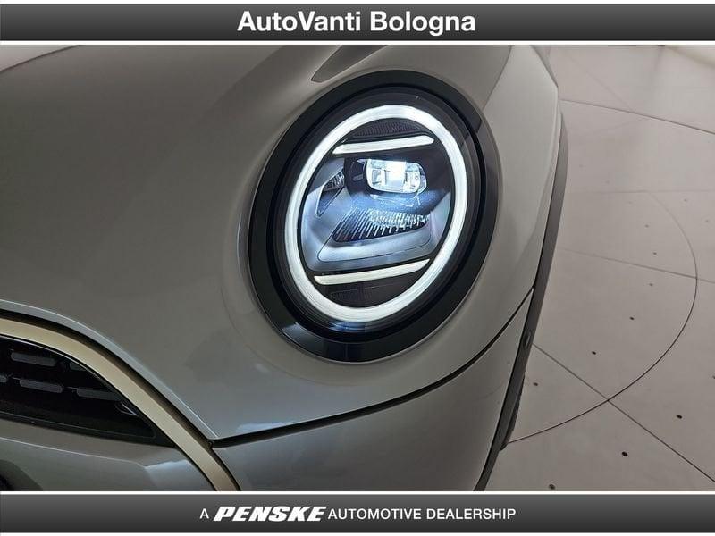 MINI Cooper Mini Cooper 3p 1.5 C Favoured auto