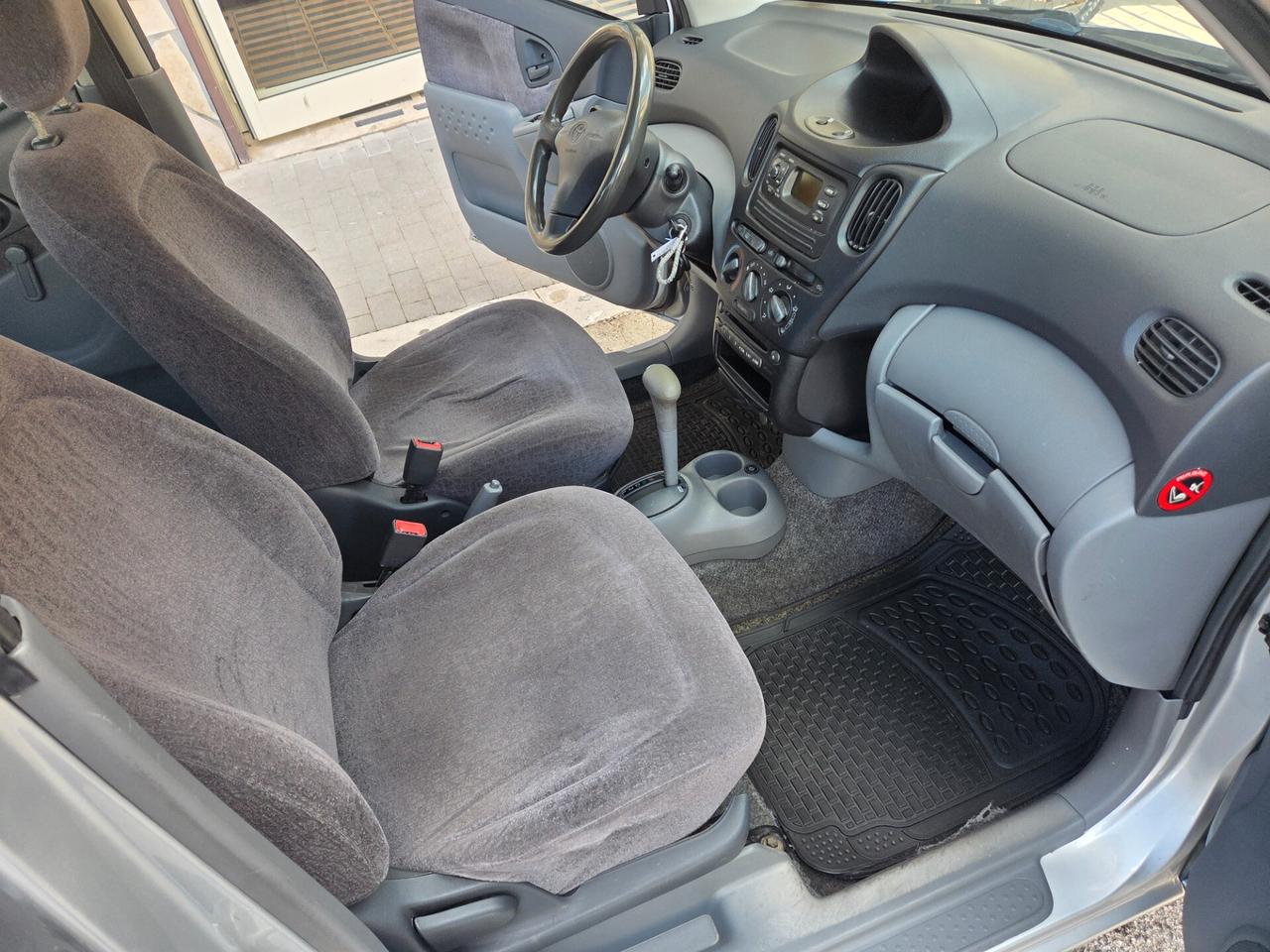 TOYOTA YARIS VERSO 1.3 BENZ GPL VALIDO FINO AL2032