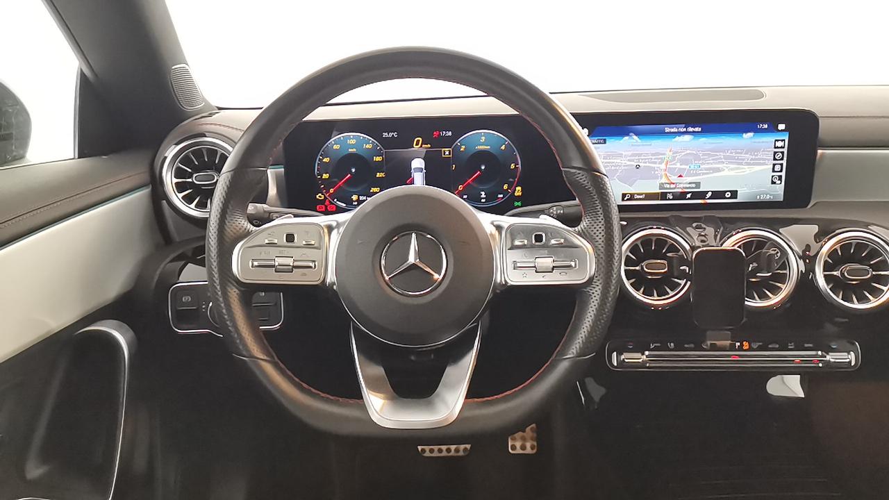 Mercedes-Benz CLA Sh.Brake - X118 - CLA Shooting Brake 220 d Premium auto