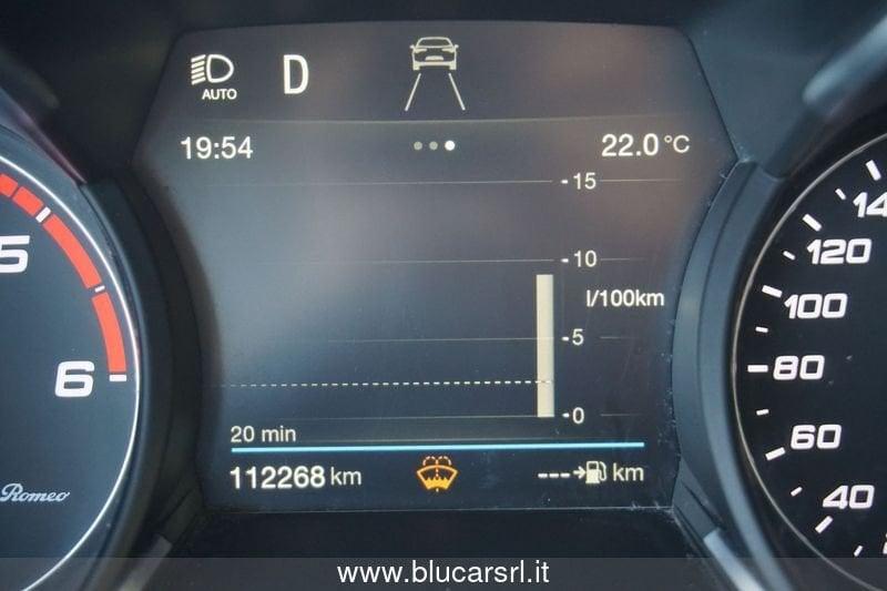 Alfa Romeo Stelvio 2.2 Turbodiesel 160 CV AT8 RWD Business