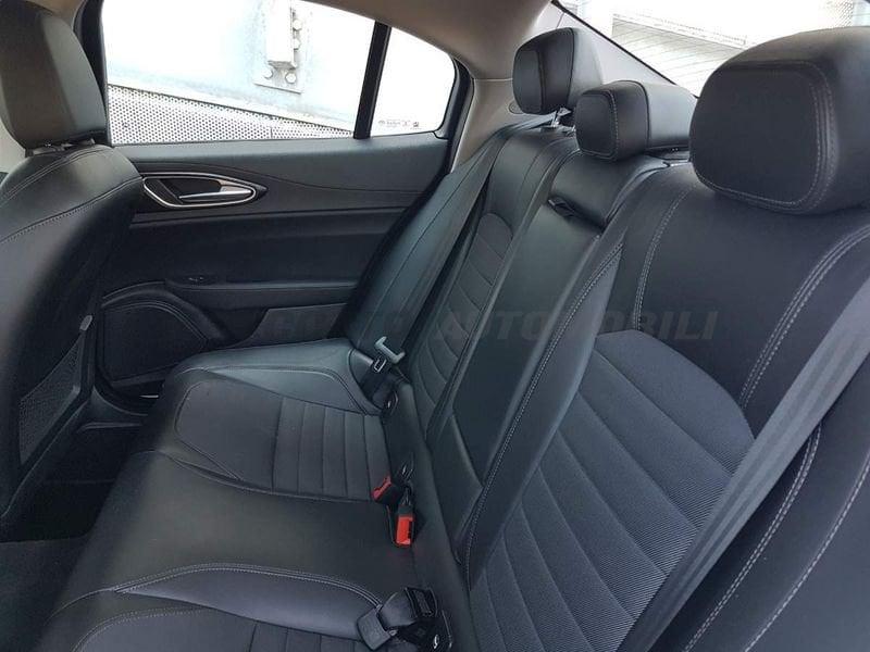 Alfa Romeo Giulia Giulia 2.2 t Super 180cv auto