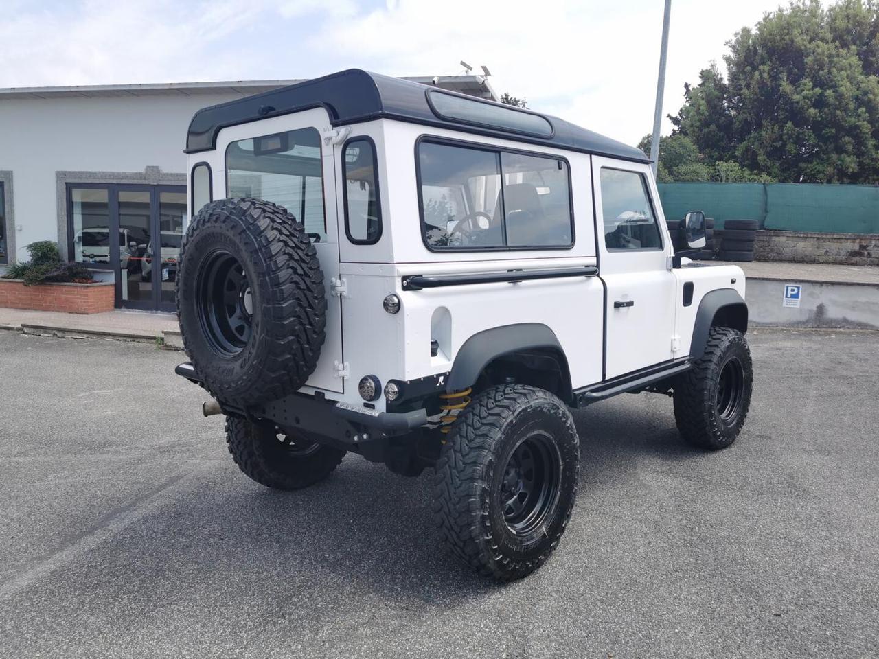 Land Rover Defender * 2.5 - TD5 - 122 Cv* - OFFERTA SENZA FINANZIAMENTO - RATE AUTO MOTO SCOOTER