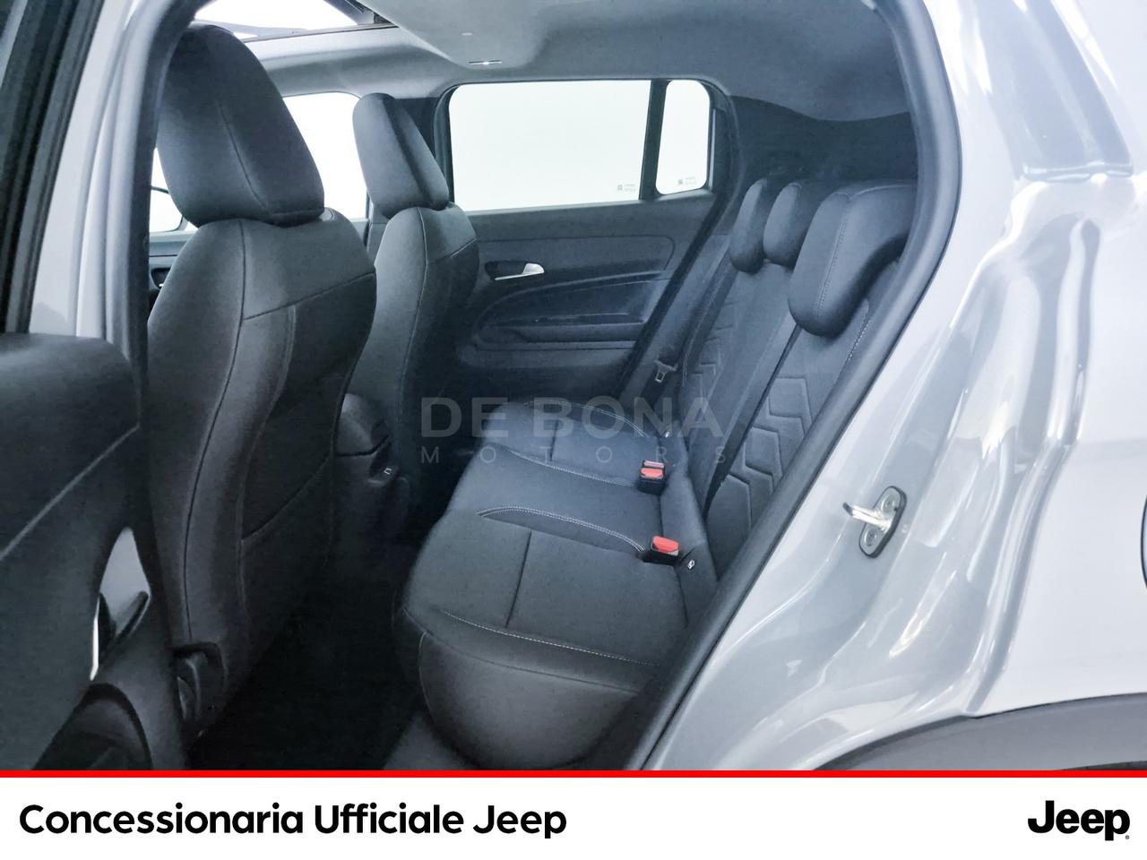 Jeep Avenger 1.2 turbo e-hybrid mhev altitude fwd 110cv edct6