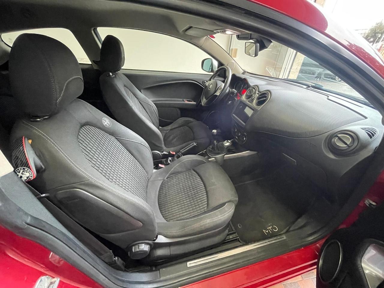 Alfa Romeo MiTo 1.4 T 135 CV GPL Distinctive Sport Pack