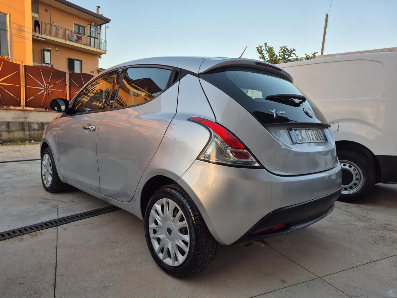 Lancia Ypsilon 1.3 MJT 16V 95 CV 5 porte S&S Platinum