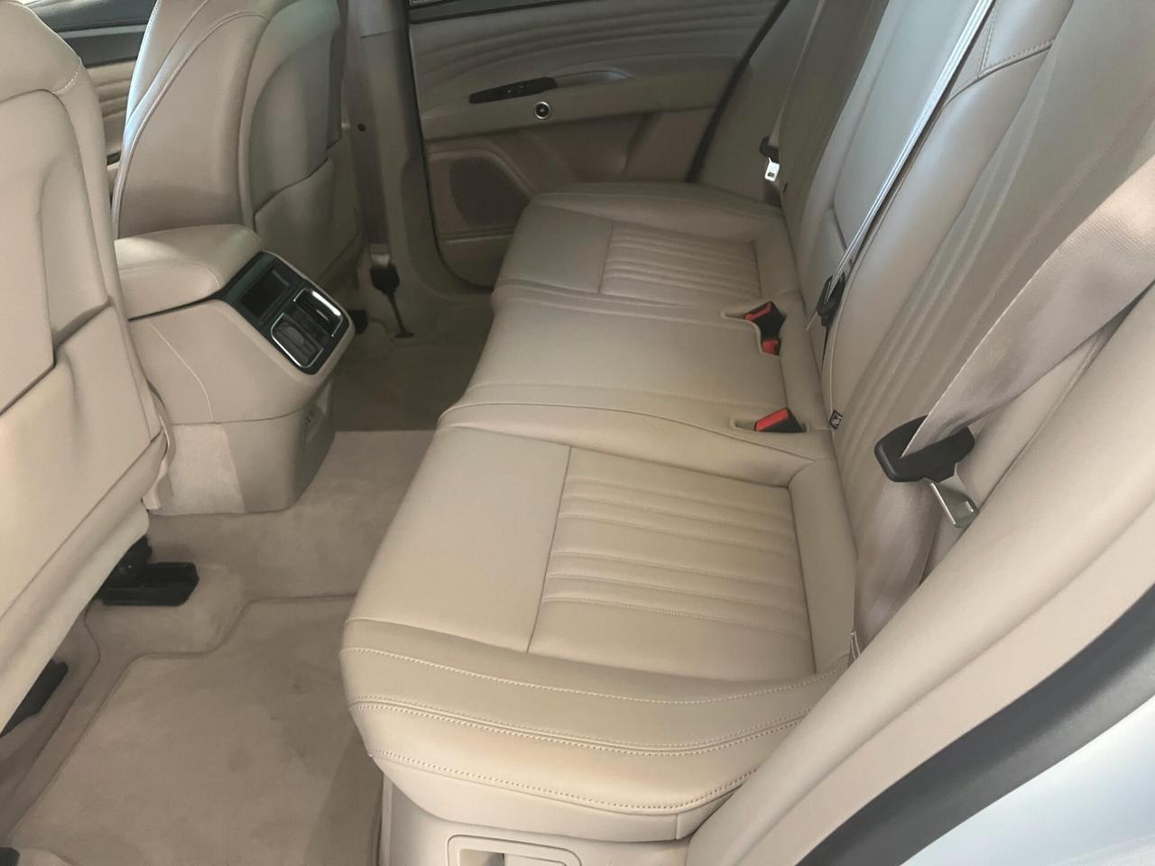 Maserati Grecale MHEV 300 CV AWD GT