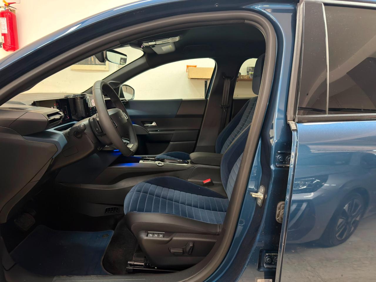 Lancia Ypsilon Hybrid 110CV e-DCT Edizione Cassina
