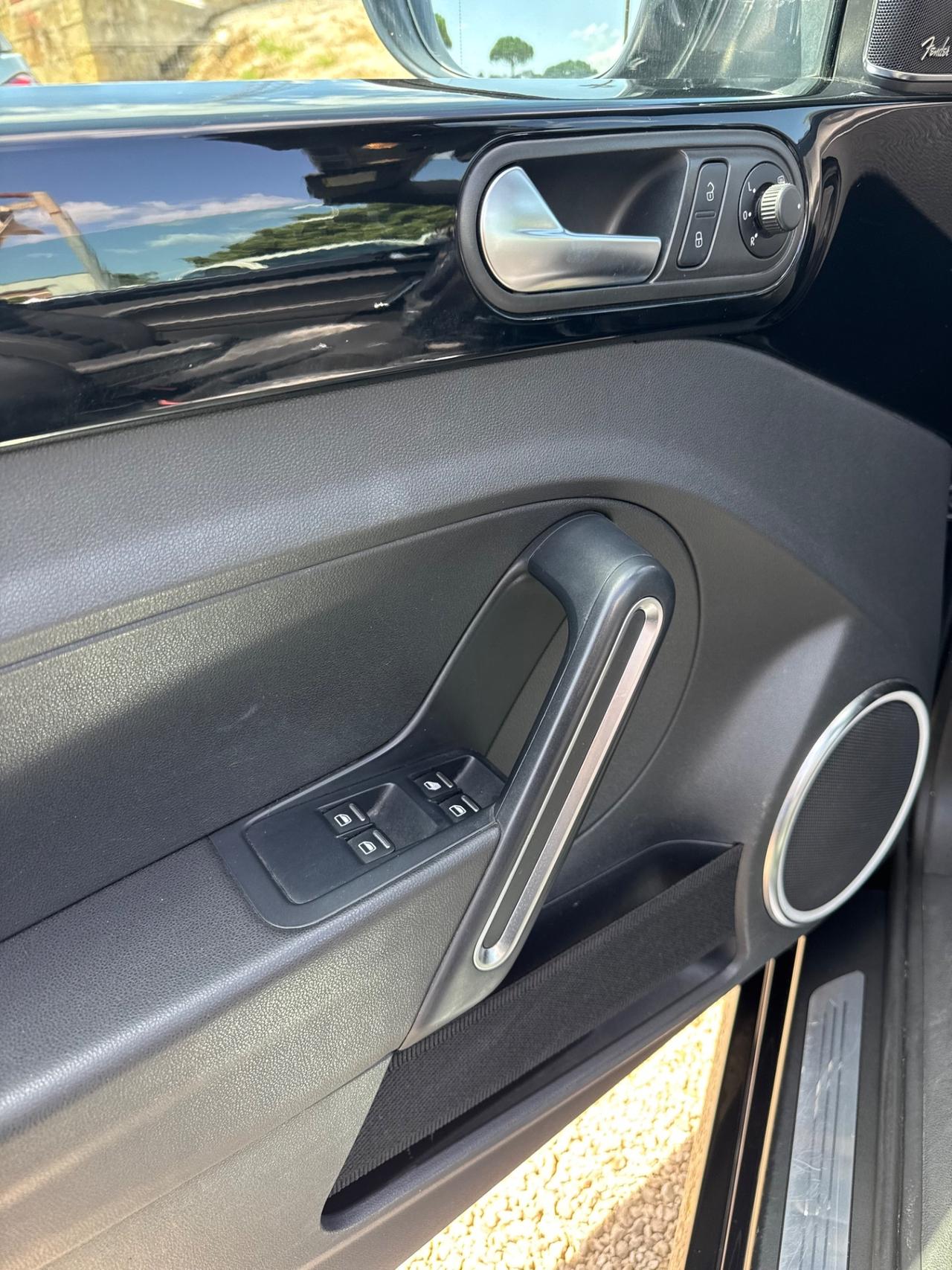 Volkswagen Maggiolino Cabrio 2.0 TDI Sport