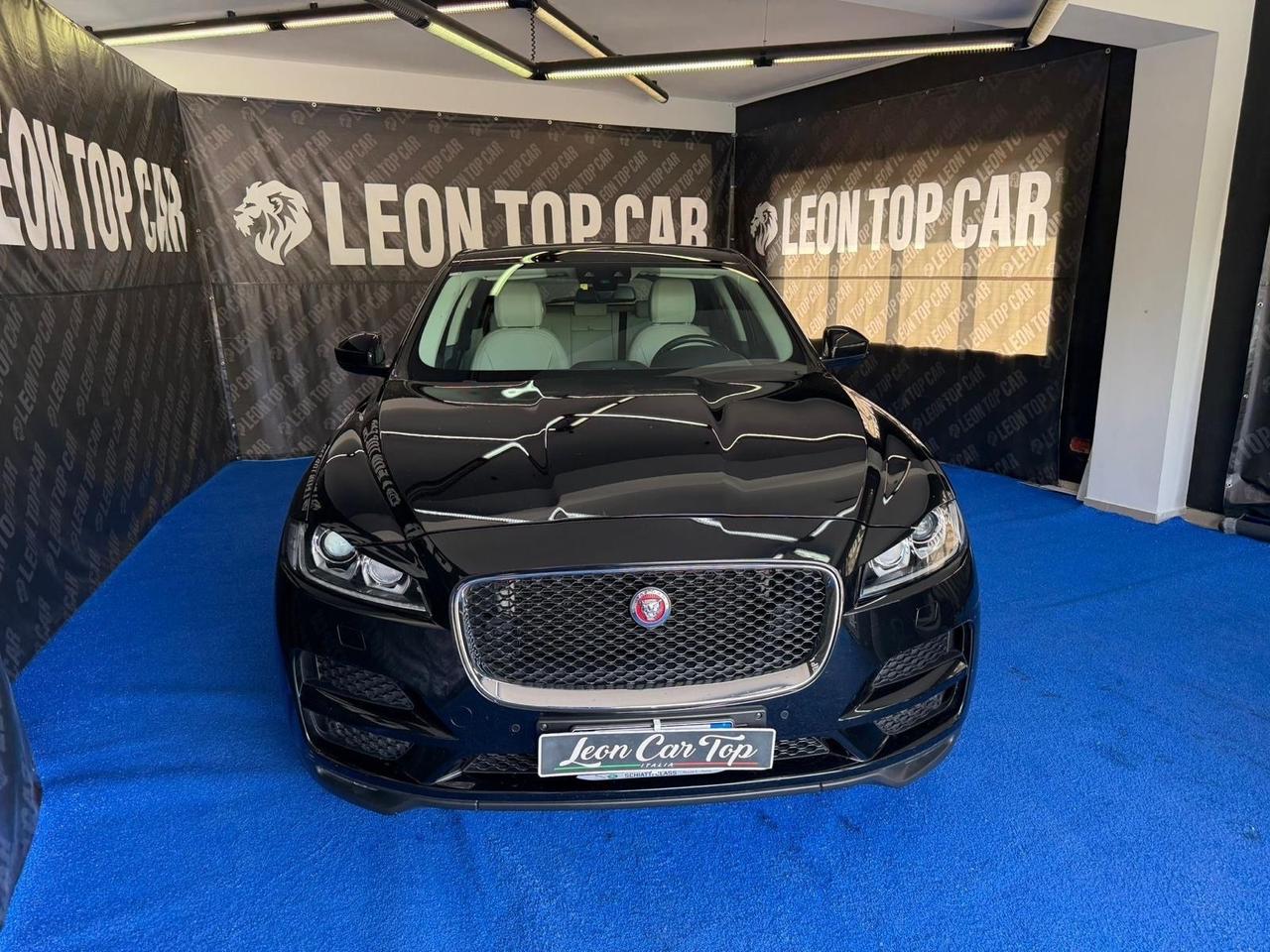 Jaguar F-Pace 2.0 D 180 CV AWD Portfolio permute e finanziamenti