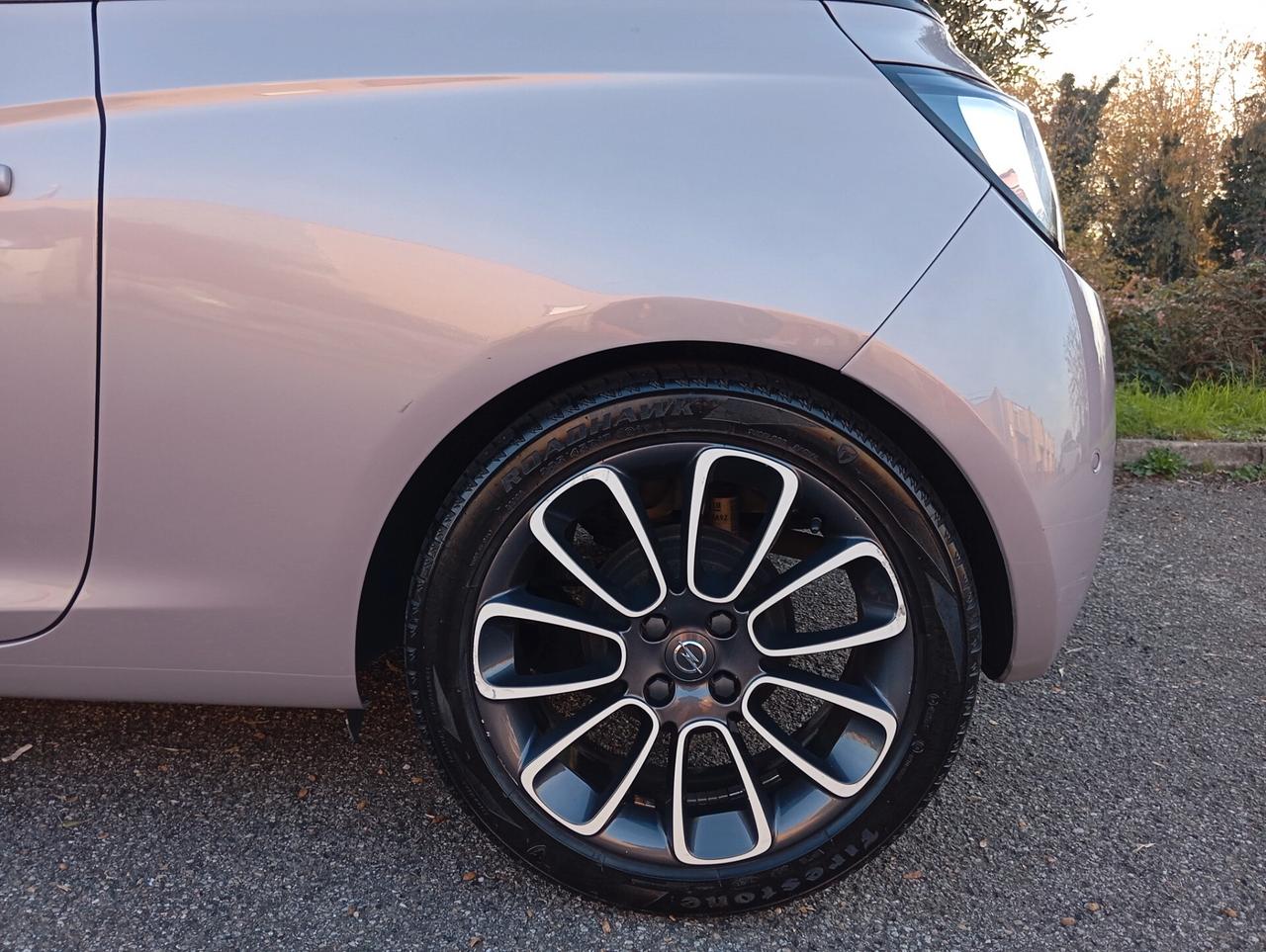 Opel Adam Rocks 1.4 87 CV valuto permute