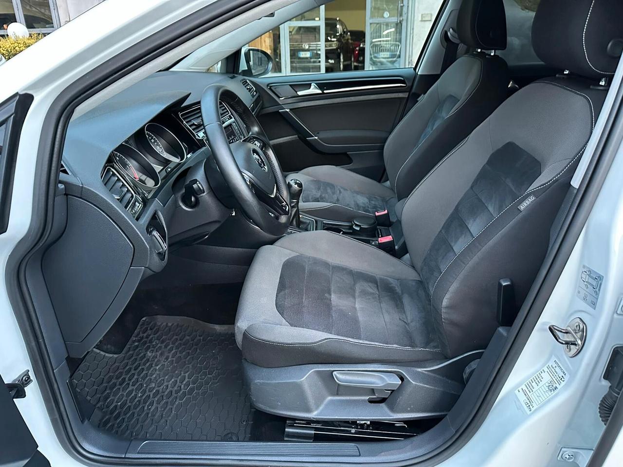 Volkswagen Golf 2.0 TDI 5p. Highline BlueMotion Technology